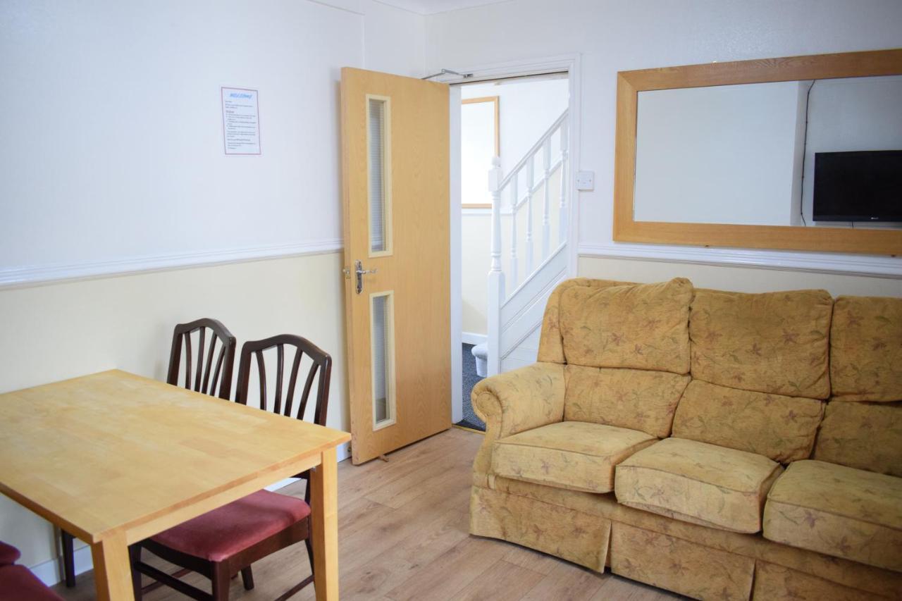 House Stay In Bangor North Wales Экстерьер фото